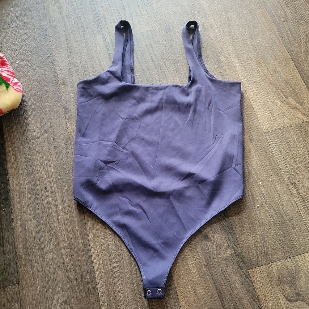 Good American Scuba Modern Square Neck Navy sizes 5 and 0 NWOT - Picture 1 of 7